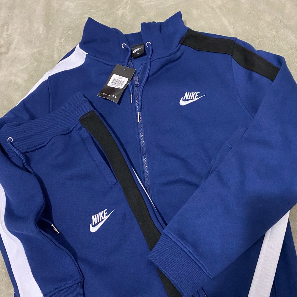 Blue Nike Sweatsuit - Picture 1 of 6